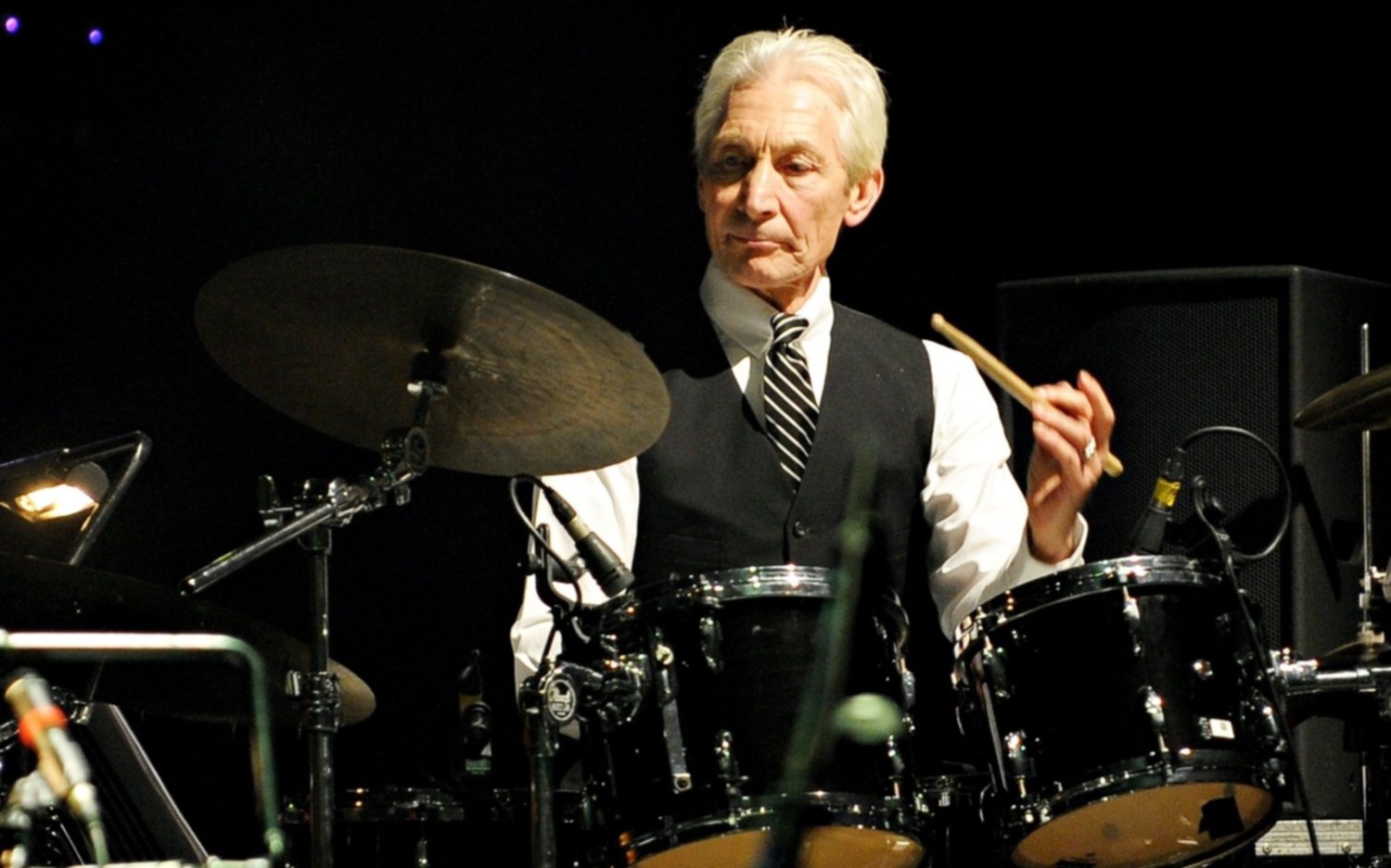 Subastan parte de la extraordinaria biblioteca del Rolling Stone, Charlie Watts