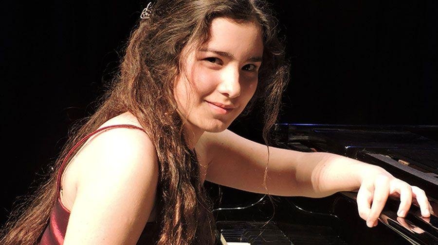 La joven pianista Oriana Kemelmajer Alías debuta en City Bell