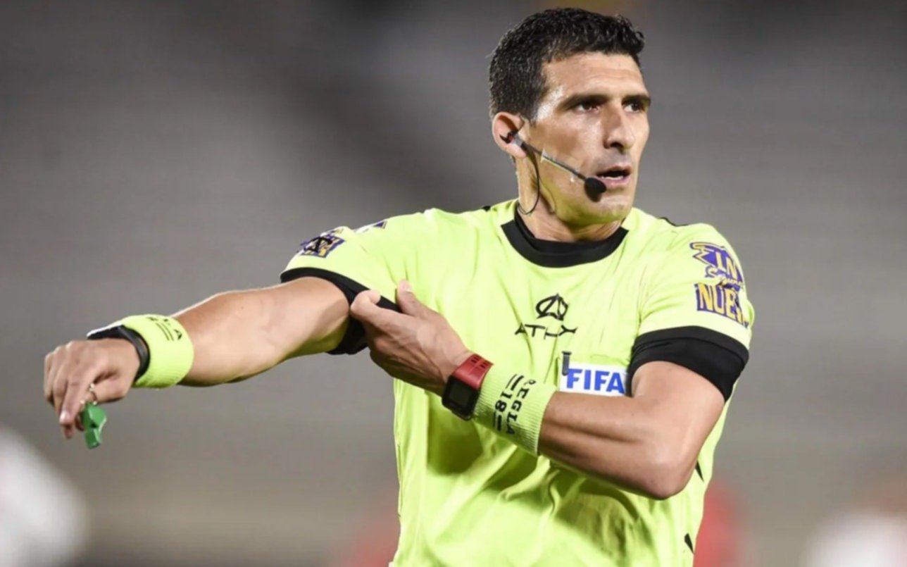 Guardia alta: designaron árbitros para Estudiantes - River y Gimnasia - Boca