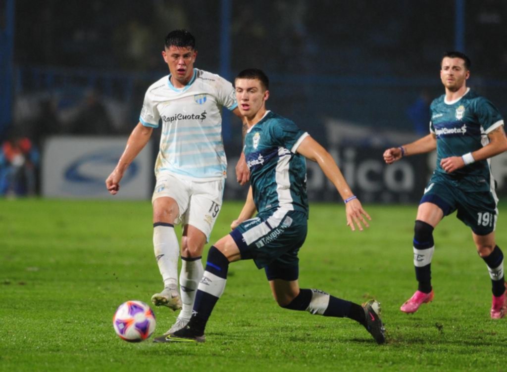 Gimnasia no estuvo a la altura y sufrió un golpazo ante Atlético Tucumán