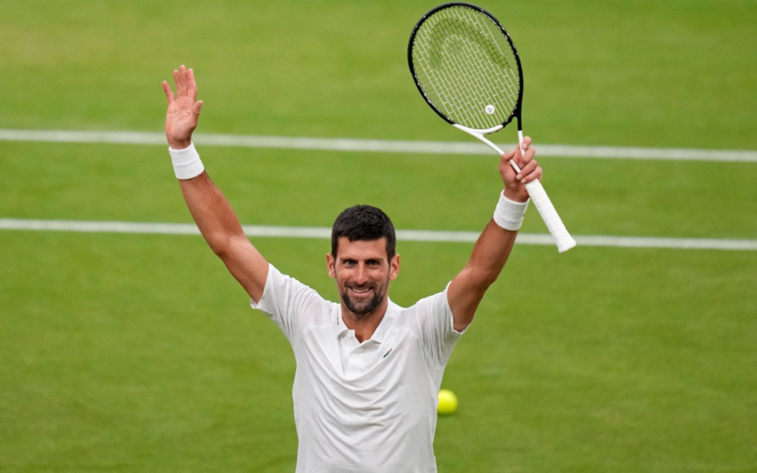 Djokovic le ganó cómodo a Sinner y disputará su novena final en Wimbledon