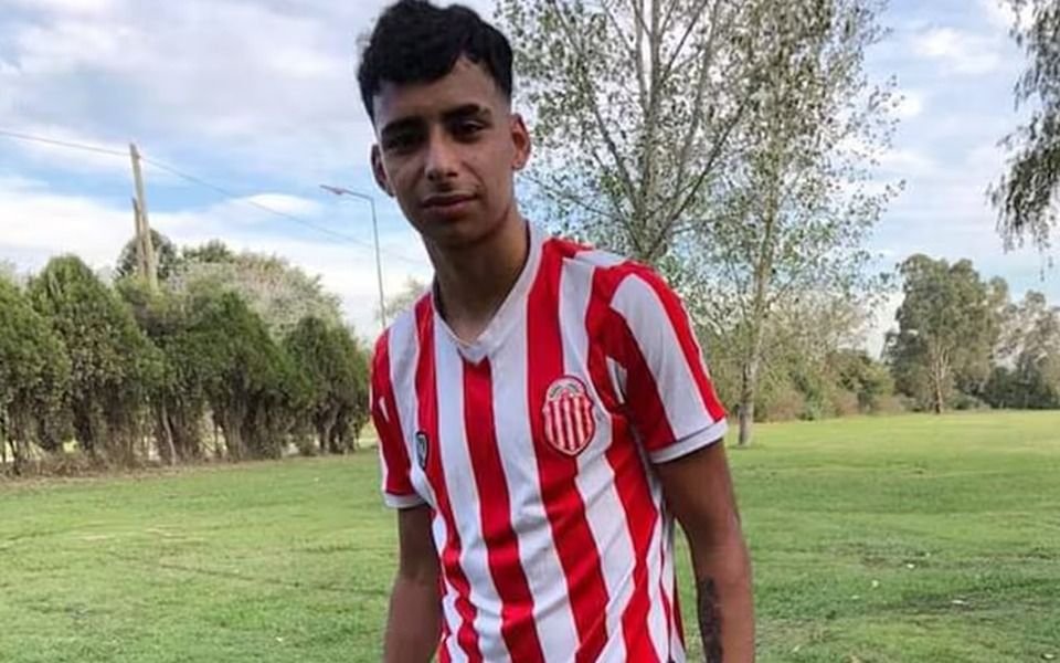 Y el fútbol que sigue como si nada