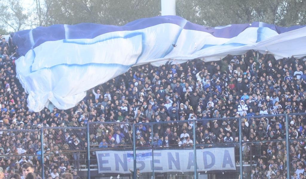 La gente se portó bien y en el Bosque las tribunas estuvieron seguras