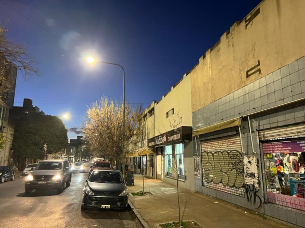 Hartos de la inseguridad, comerciantes analizan la idea de contratar policías