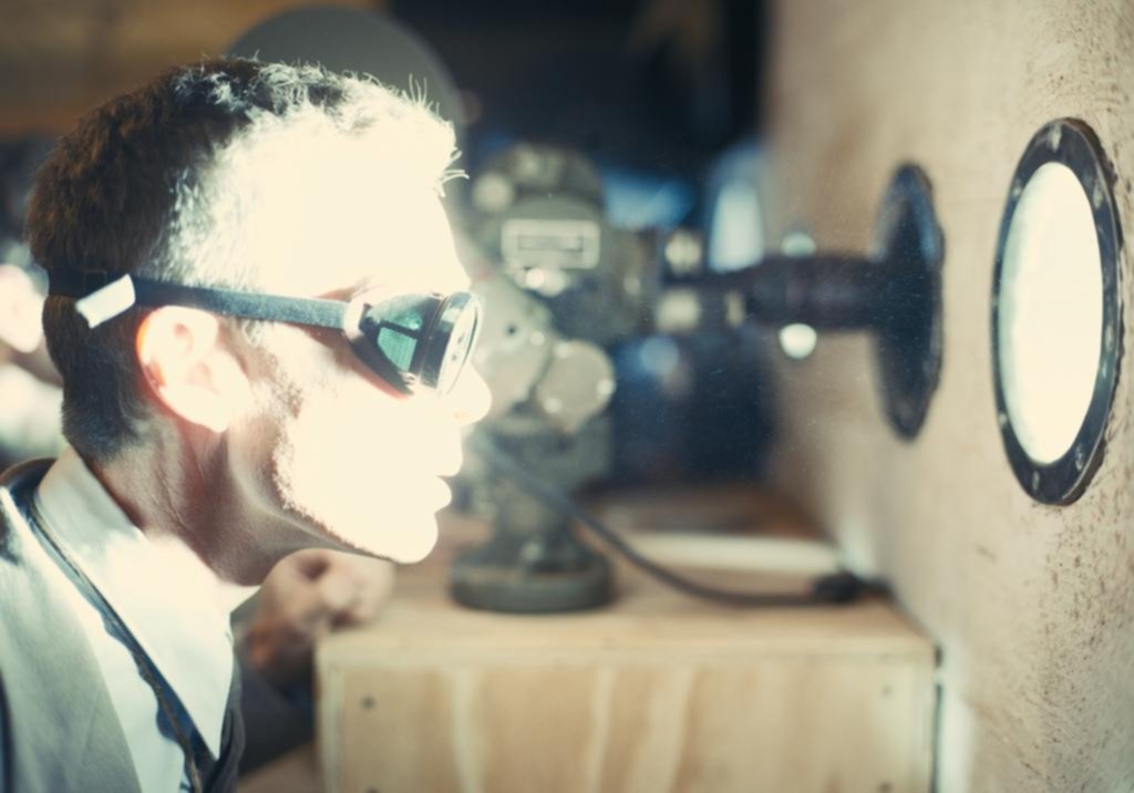 “Oppenheimer”: una historia de ambiciones desmedidas
