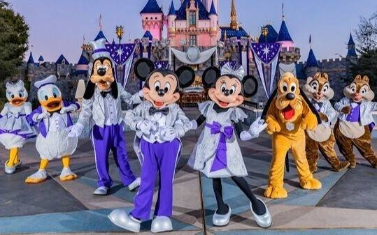 En medio de algunas protestas: Disney celebra 100 años con una megaexposición 