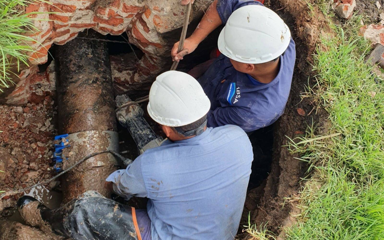 Falta agua en La Plata este miércoles por tareas de mantenimiento: a qué barrios afecta