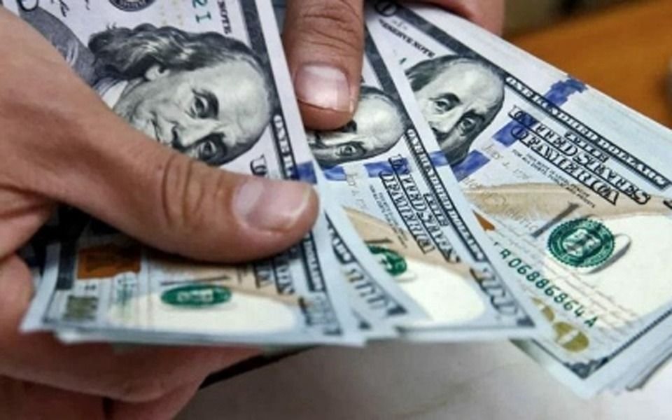 Dólar blue hoy: el paralelo pega otro fuerte salto y marcó otro récord histórico de $525