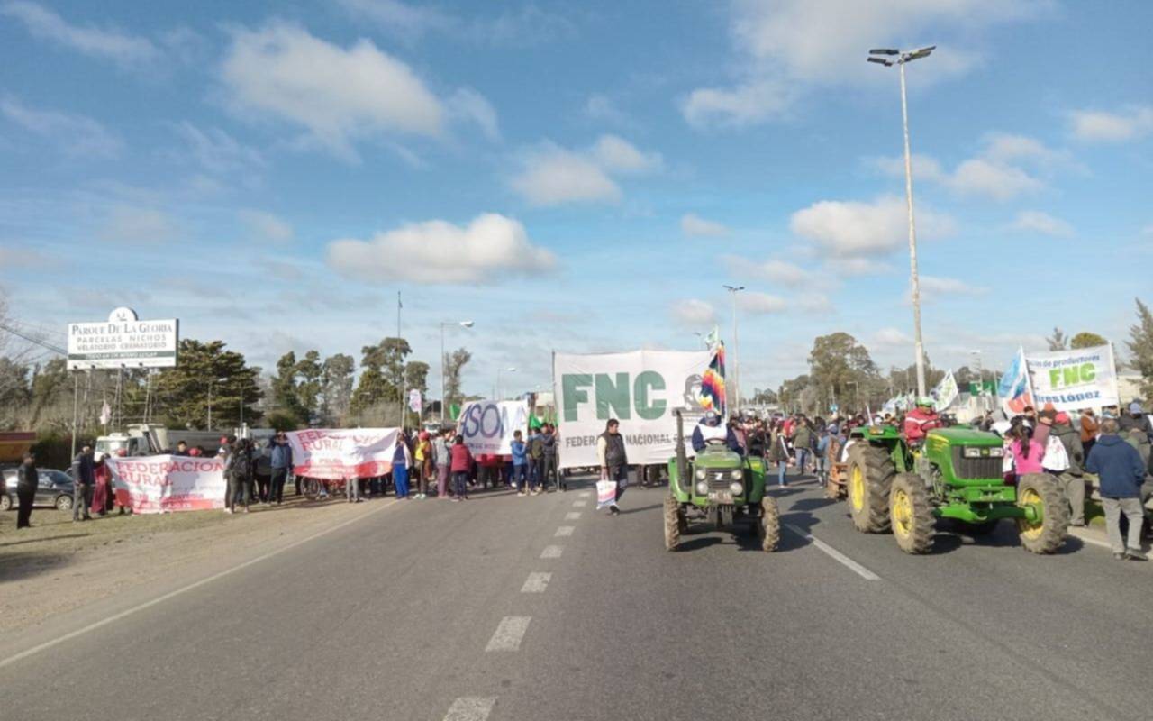 El tránsito en la autopista La Plata - Buenos Aires estuvo afectado por una protesta