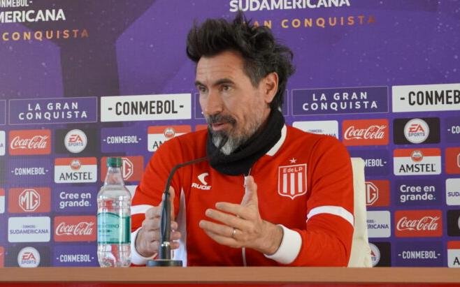 Domínguez quiere poner todo contra Belgrano
