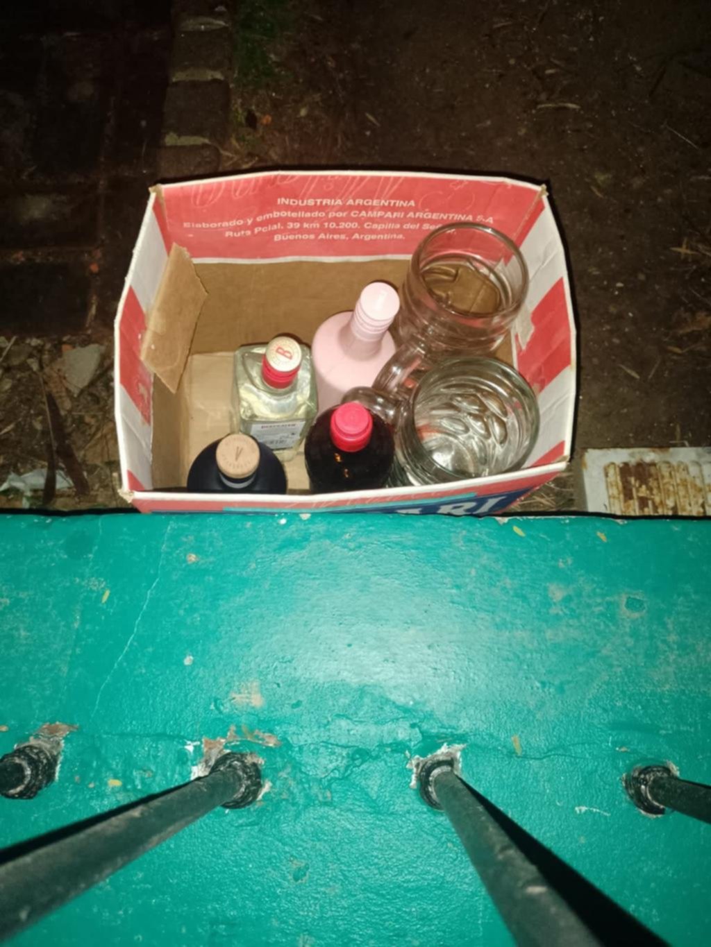 Sin fiesta y tras las rejas: robaron alcohol y vasos, pero los descubrieron