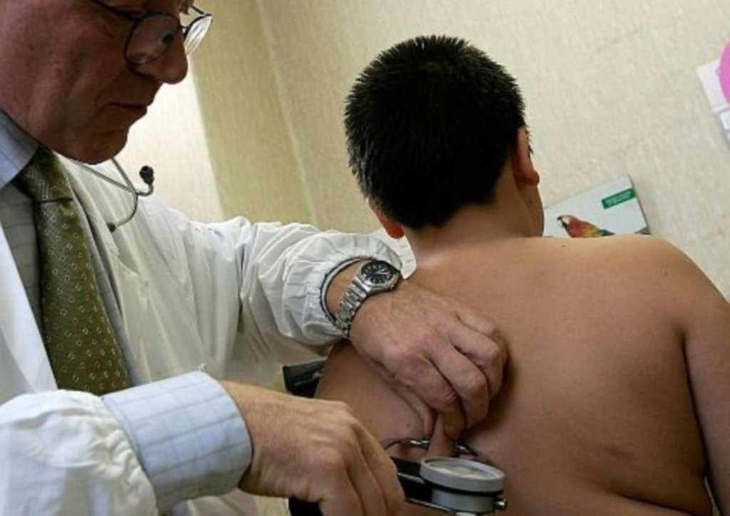 Cirugías por obesidad: muchas consultas de adolescentes