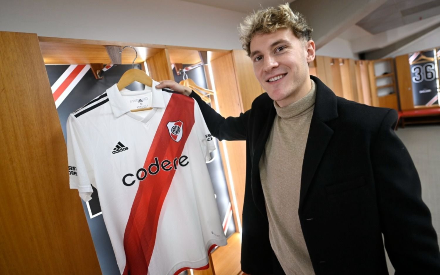 River hizo oficial la llegada de su segundo refuerzo: Facundo Colidio firmó hasta el 2025