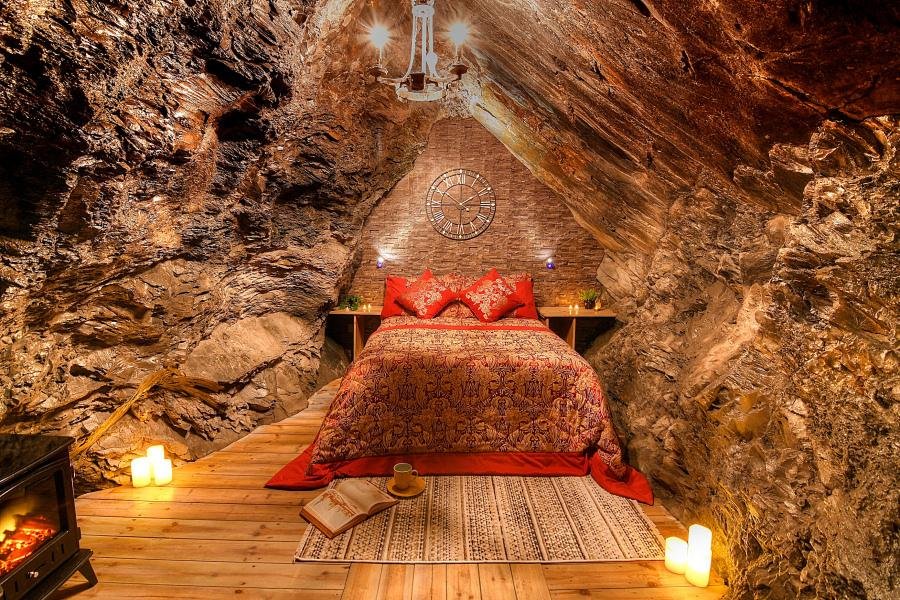 Cómo es dormir en un hotel que está 419 metros bajo tierra