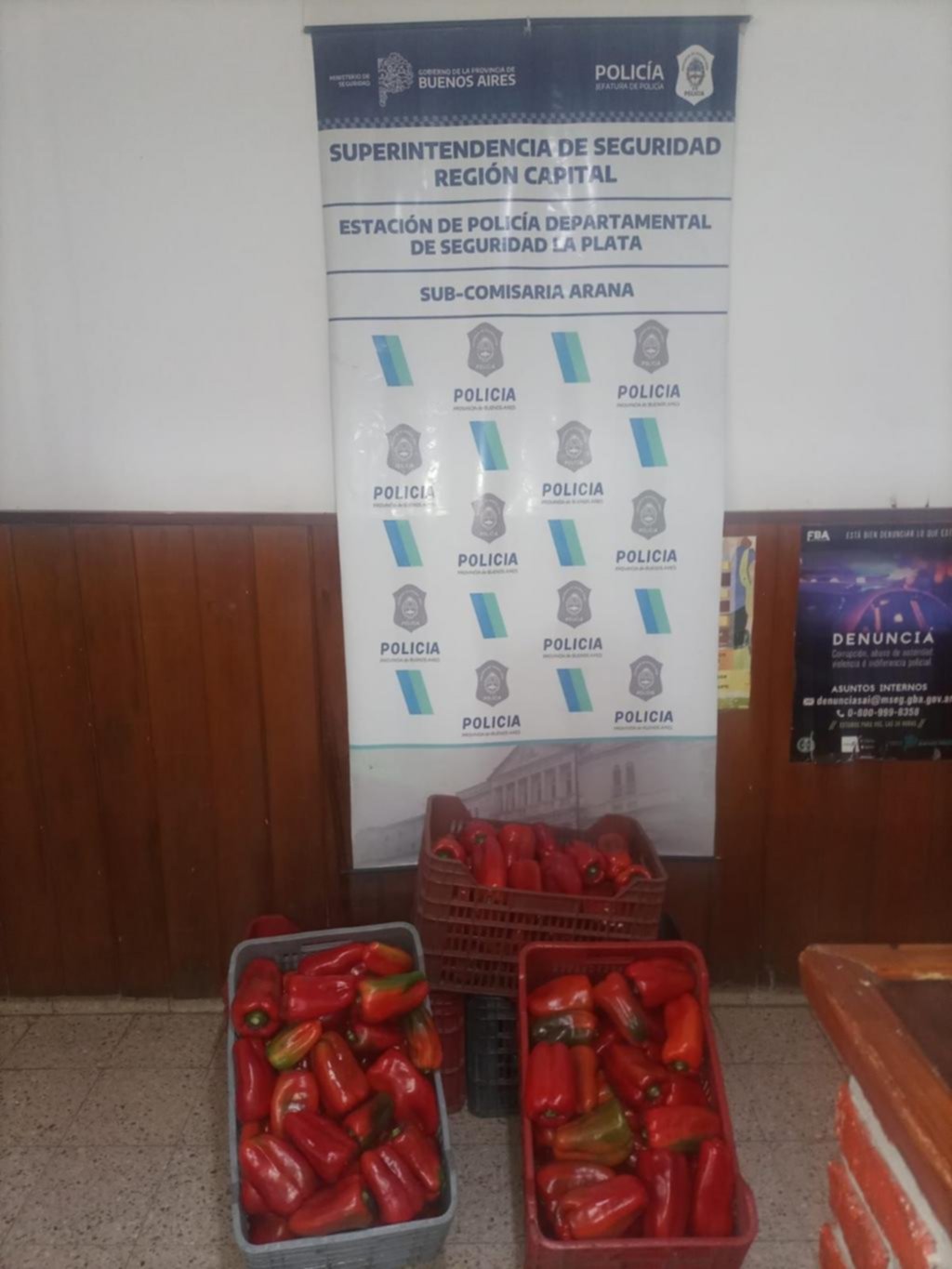 Cae una banda por el hurto de cinco cajones de morrones en Arana