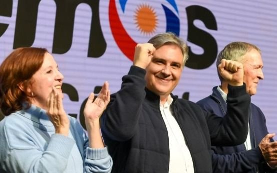 Llaryora, contra Bullrich y Larreta: ""Basta de que nos digan qué hacer los pituquitos de Recoleta"