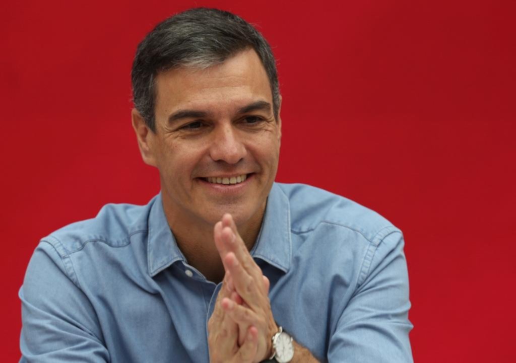 España busca gobierno: el PSOE negocia, y el PP también
