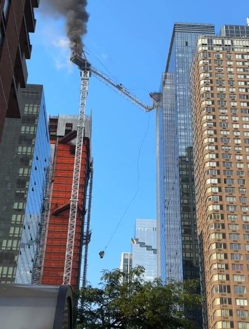 La grúa que colapsó de manera espectacular en Nueva York