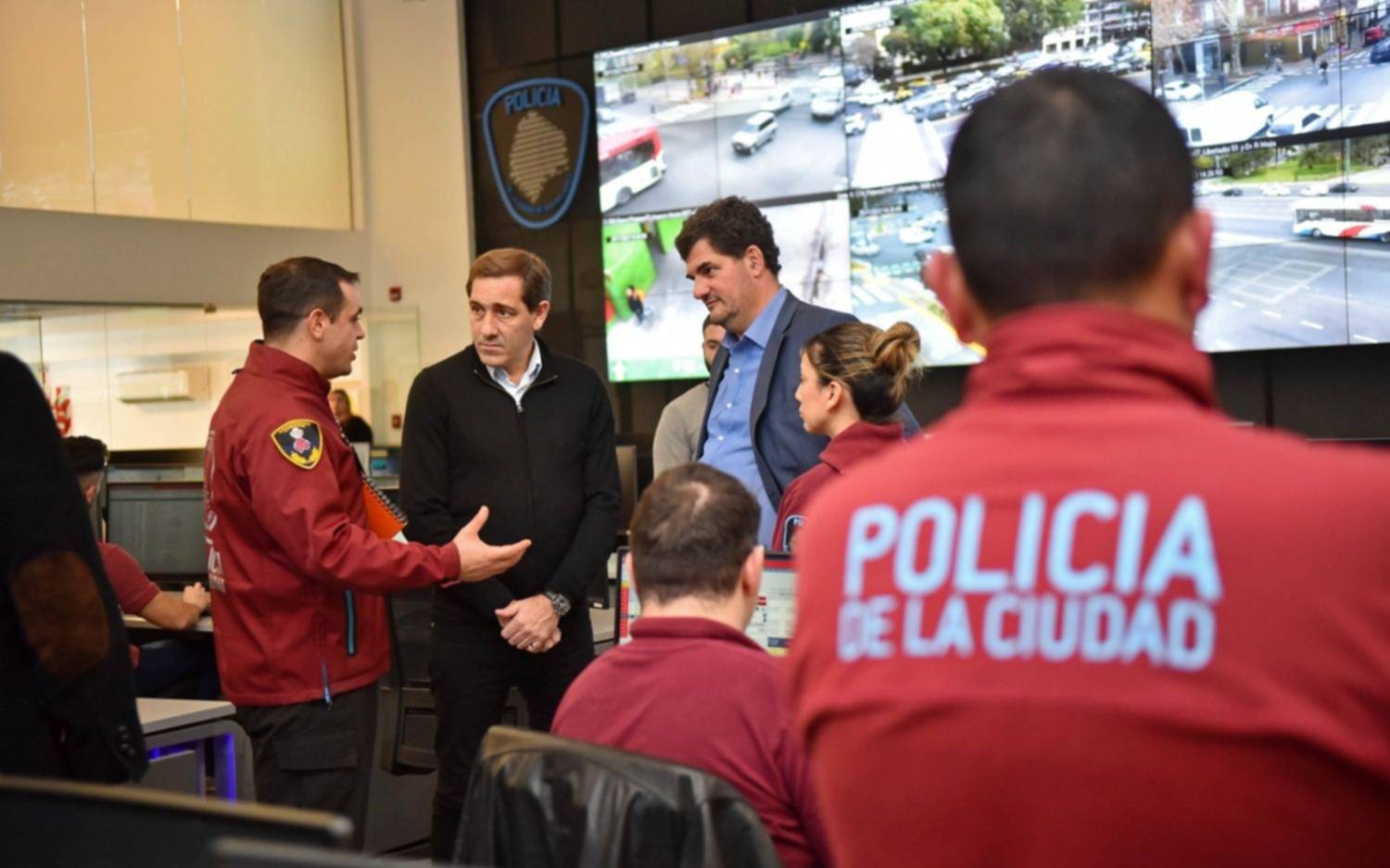 Garro mantuvo un encuentro con la Policía de CABA 