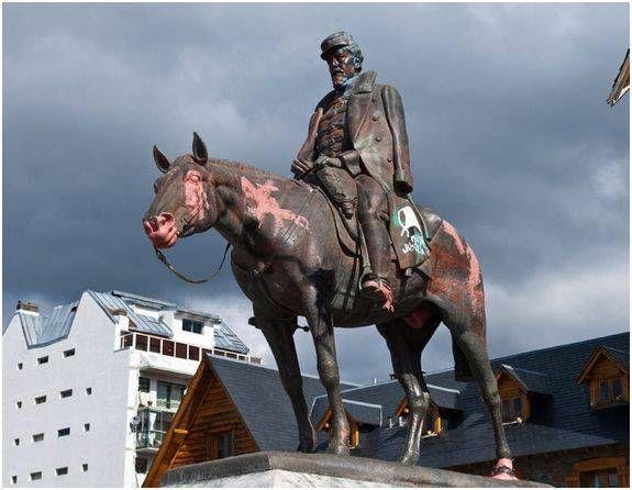 Retirarán el monumento a Roca del centro de Bariloche