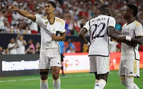 Real Madrid venció por 2-0 a Manchester United en los Estados Unidos