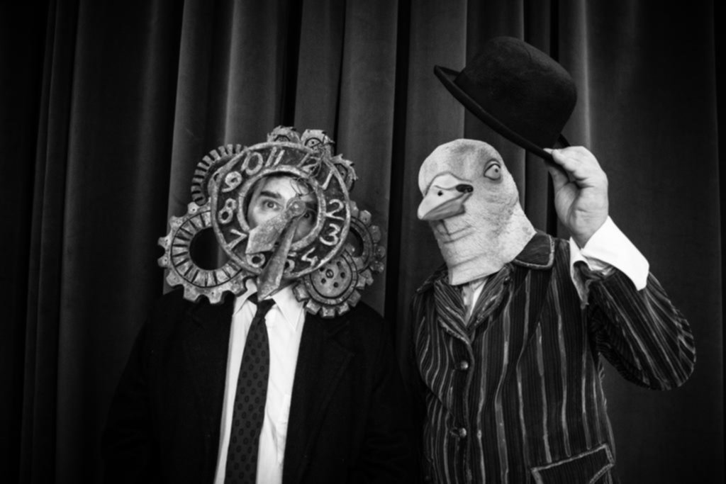 “Cuadros” y “Satidonio” en la sala Tacec