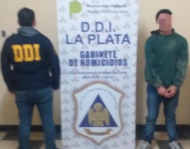 Un joven lucha por su vida tras ser apuñalado en medio de una pelea