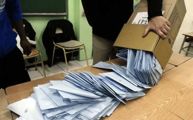 Elecciones 2023: simulacro del escrutinio a dos semanas de las PASO y a qué hora se publican los resultados oficiales