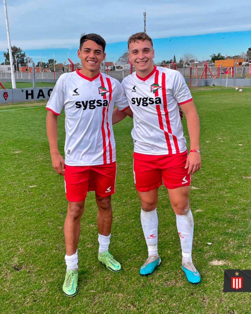 Los juveniles sumaron siete puntos frente al Rojo