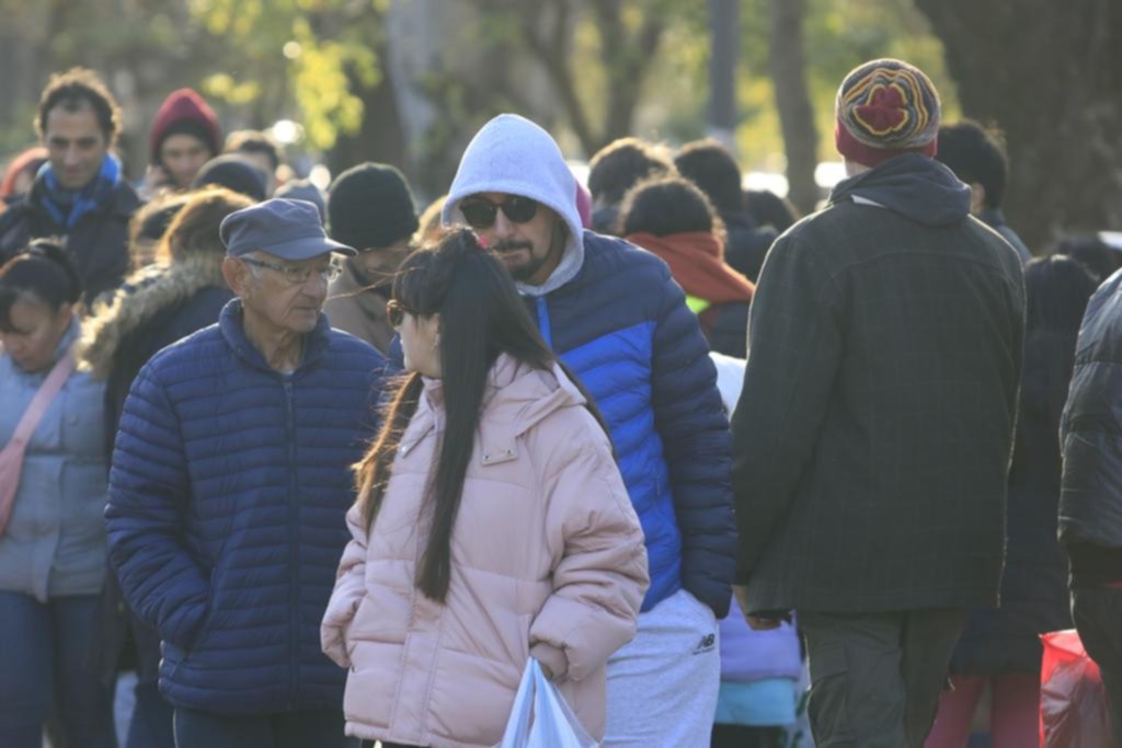 El frío no se va de La Plata: día por día, así sigue el tiempo, según el SMN