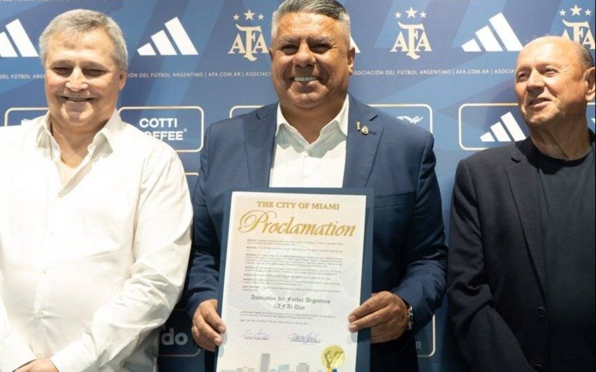 El "Chiqui" Tapia recibió las llaves de Miami