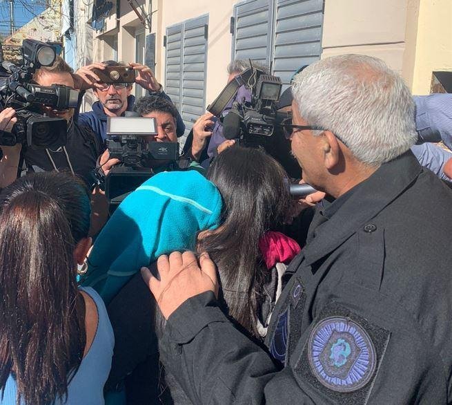 La prima de Loan negó la versión del “accidente” y el desconcierto es total