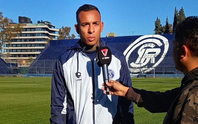 Tras ser condenado por violencia de género, Sebastián Villa es el nuevo refuerzo de Independiente Rivadavia