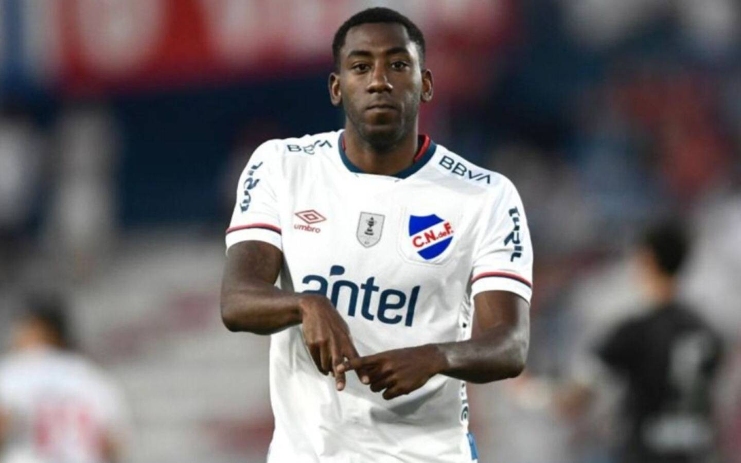 Quién es Gonzalo Carneiro, el delantero que quiere Estudiantes para reemplazar a Javier Correa