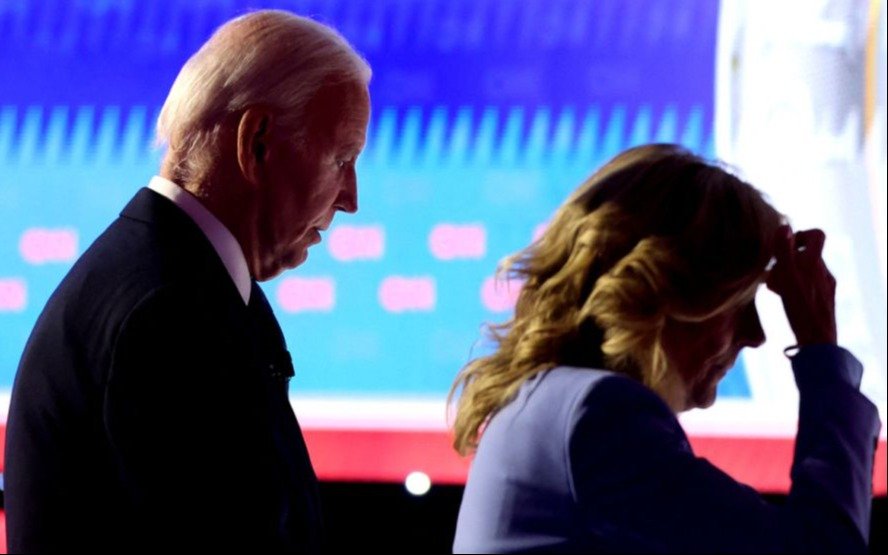 The Economist apuntó contra Joe Biden: “No hay manera de que gobierne un país”