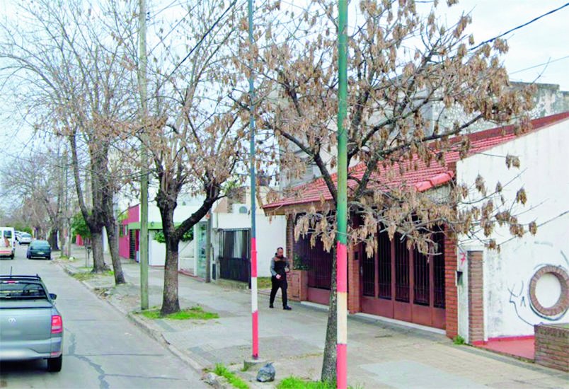 Salvaje ataque a un matrimonio de abuelos para robarle sus celulares
