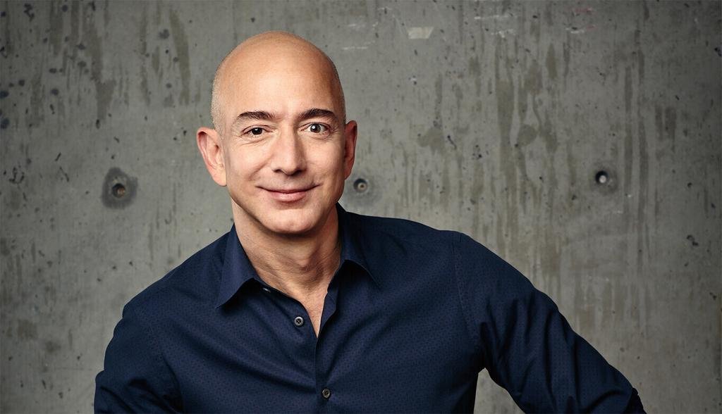 Jeff Bezos sigue achicando su participación en Amazon al vender millones de acciones
