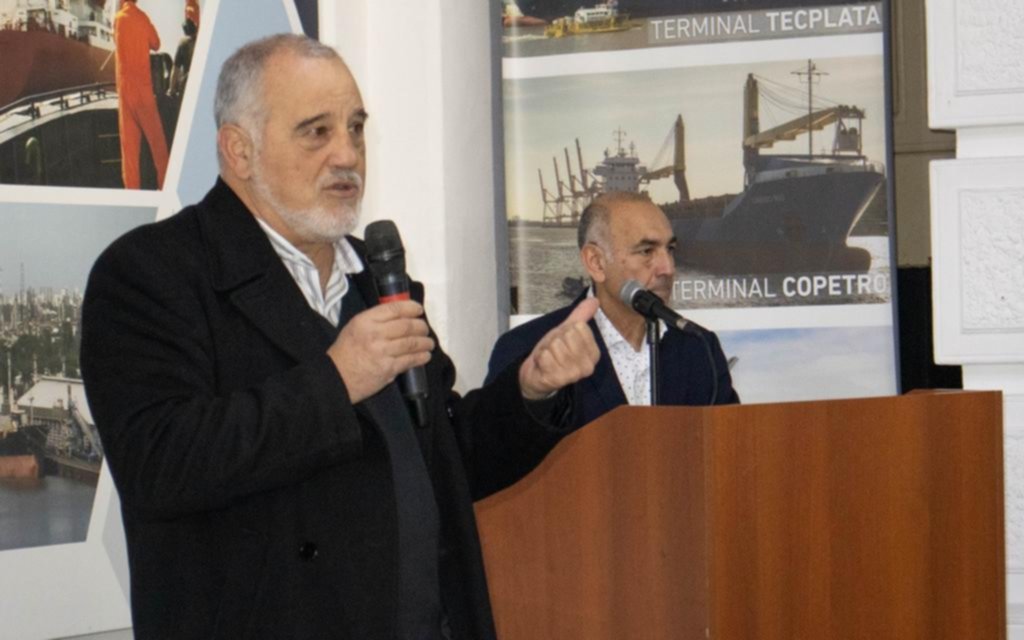 Encuentro local sobre negocios y logística