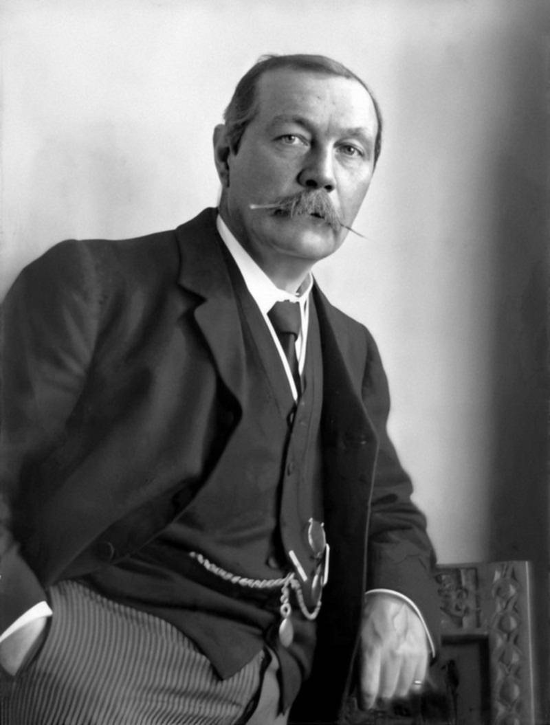 Arthur Conan Doyle: de la carrera médica a la pasión por la literatura