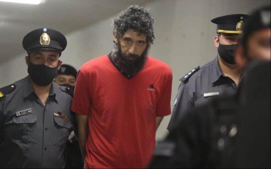 Murió en la cárcel “El hombre gato”, condenado a perpetua por matar a su madre y su tía