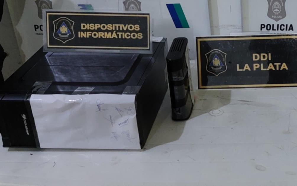 Operativo por el alumno de La Plata que trucaba desnudos con fotos de sus compañeras: qué encontraron