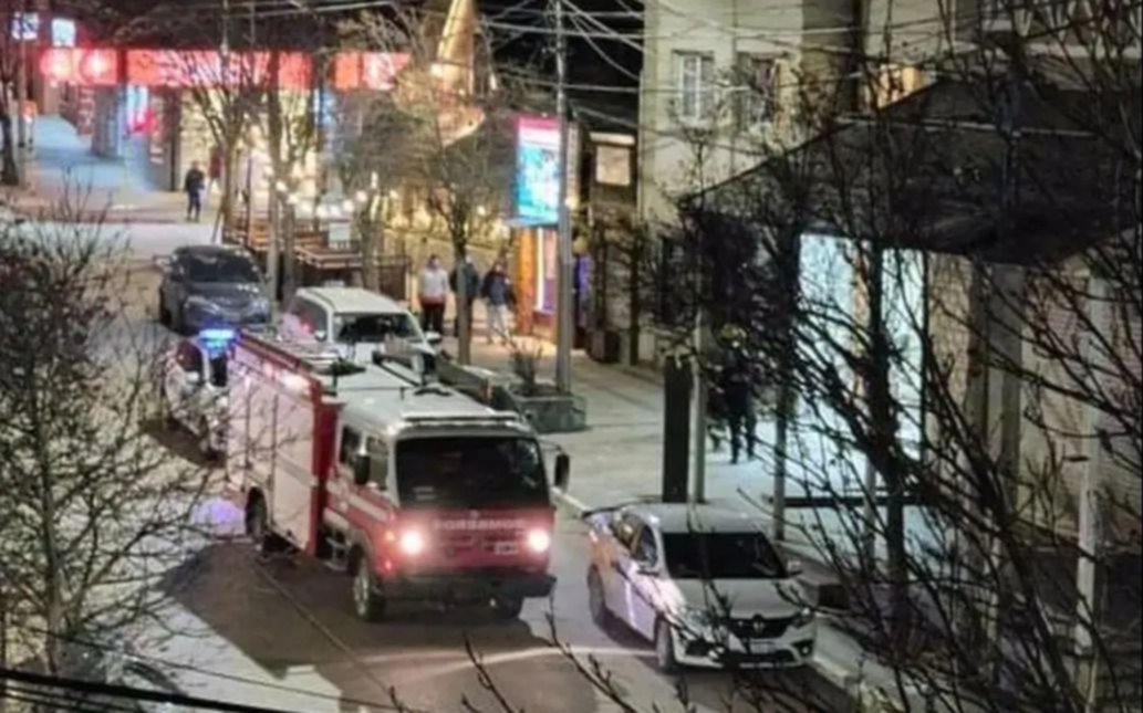 El peor viaje de egresados: murió un adolescente en Bariloche tras caer de un sexto piso de un hotel