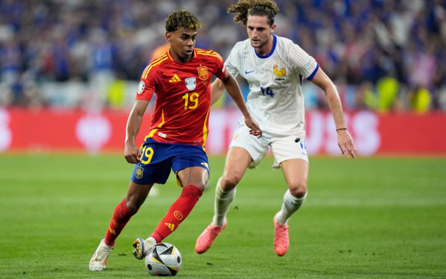 Con un golazo de Lamine Yamal, España le ganó 2 a 1 a Francia y es finalista de la Eurocopa 2024