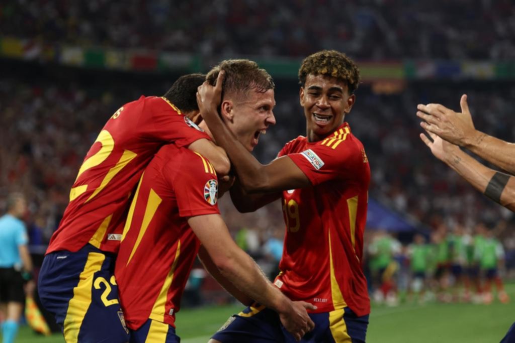 España se recompuso tras quedar un gol abajo, le ganó a Francia y va por el título