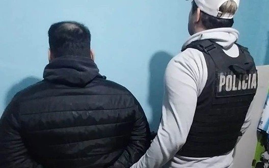Detienen acosador virtual de una menor de edad en Ezpeleta