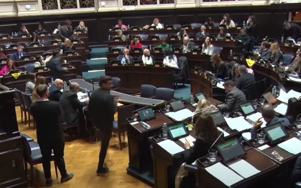Provincia: media sanción a la Ley de emergencia médica
