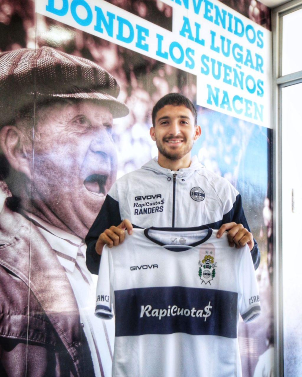 Gimnasia y su primer refuerzo: quién es y cómo juega Garayalde, el volante que pidió el DT Marcelo Méndez