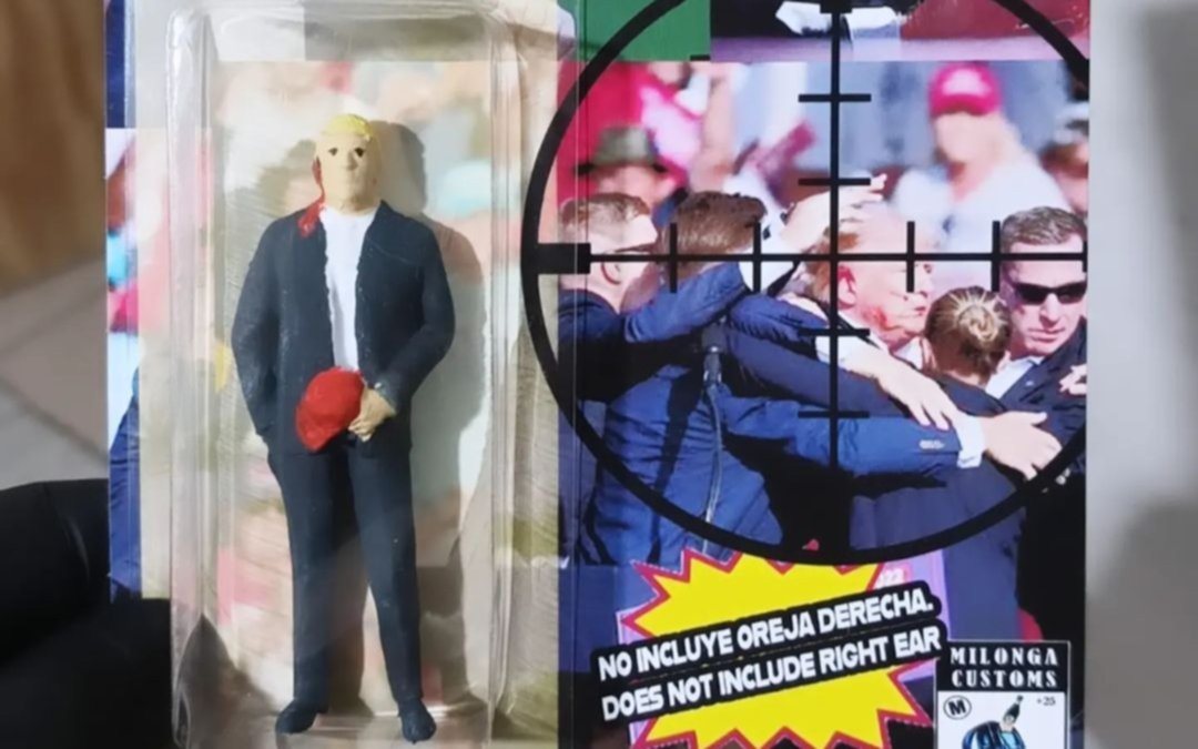 Crearon un muñeco de Donald Trump ensangrentado tras el atentado: "A prueba de balas"