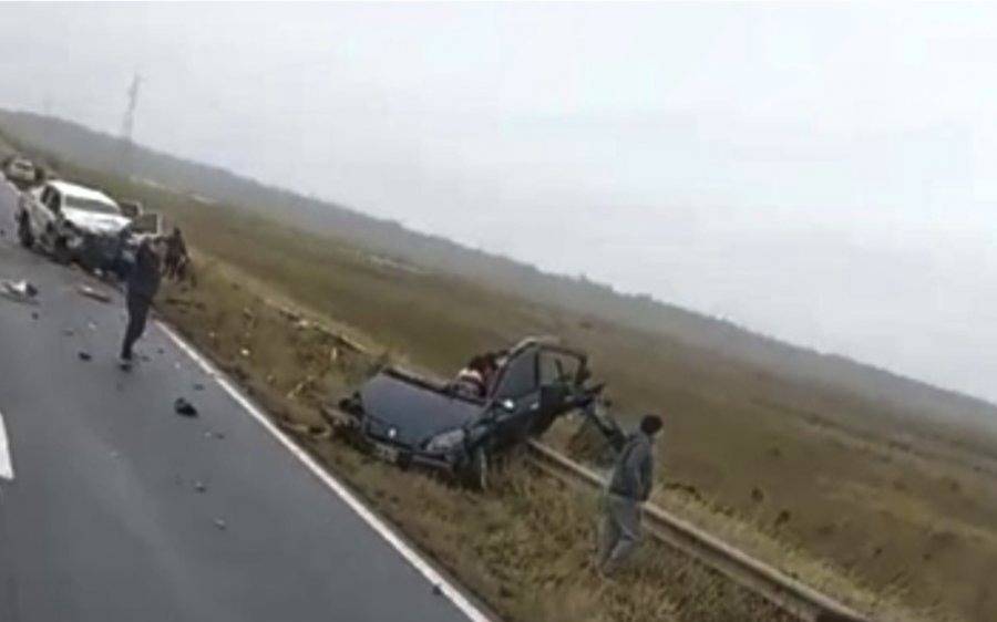 Choque fatal en Corrientes: hay cinco muertos, tres de ellos son menores de edad