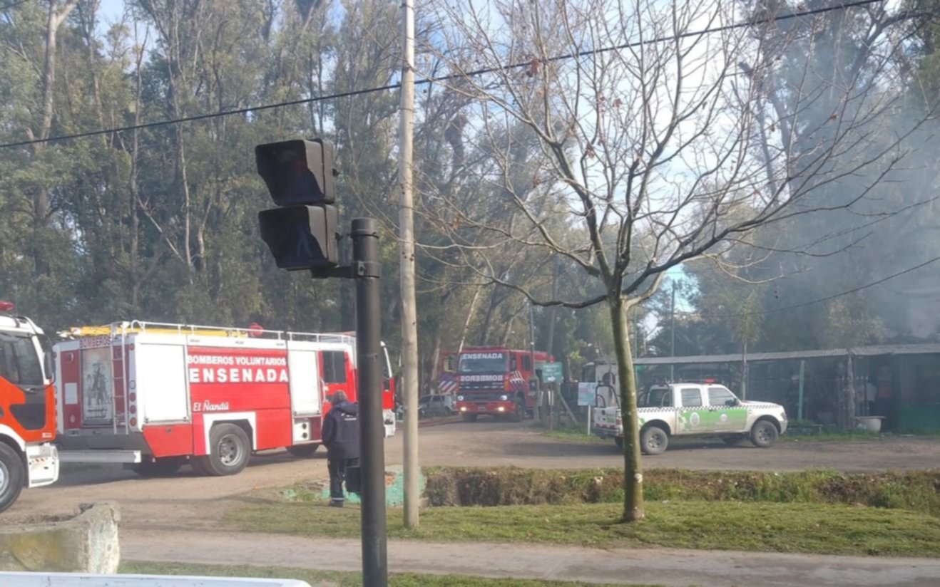 Incendio en una parrilla en Ensenada: qué se sabe hasta ahora y cómo inició